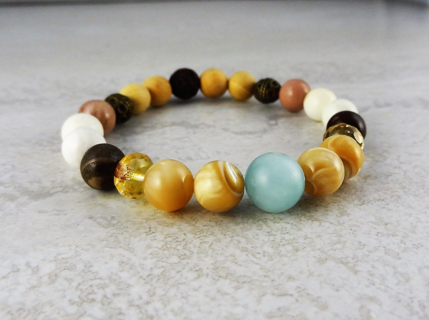 Wellness Beads - Lava Rock & Raw Wood Diffuser Bracelet